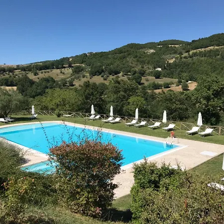 Il Castello Di Campolongo アパートホテル Valfabbrica