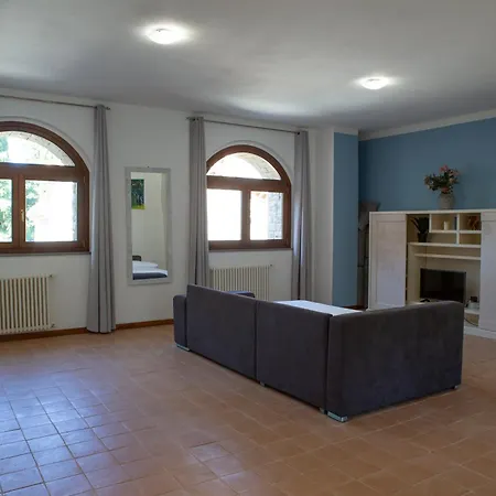 Il Castello Di Campolongo アパートホテル