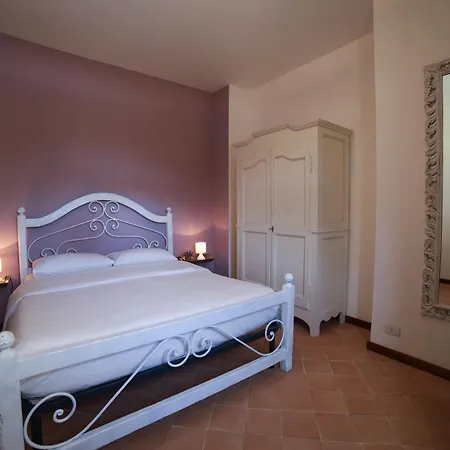 Il Castello Di Campolongo Apartmanhotel Valfabbrica