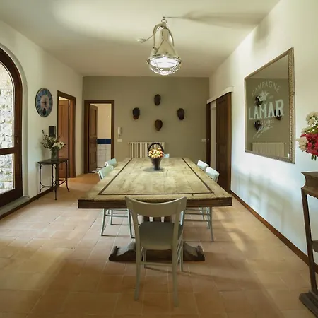 Il Castello Di Campolongo 4* Valfabbrica