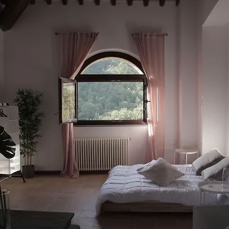 Il Castello Di Campolongo Apartmanhotel Valfabbrica