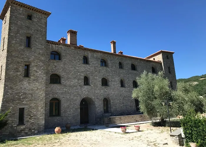 Aparthotel Il Castello Di Campolongo Valfabbrica