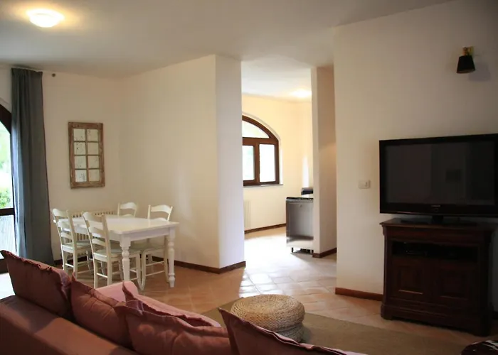 Il Castello Di Campolongo 4* Valfabbrica