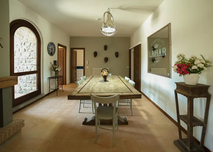 Il Castello Di Campolongo 4* Valfabbrica