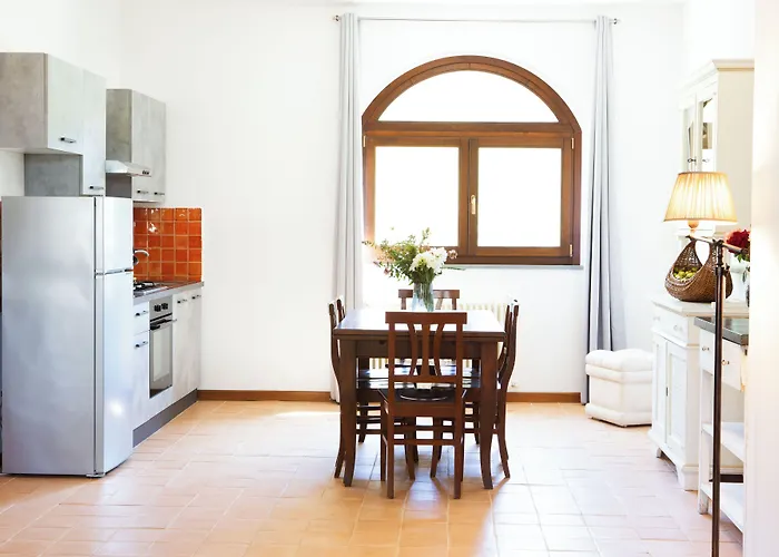 Il Castello Di Campolongo Ξενοδοχείο με διαμερίσματα 4*