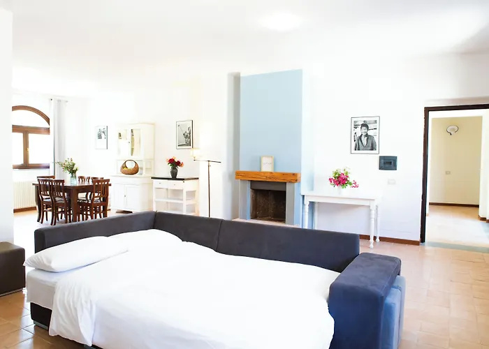 Il Castello Di Campolongo 4* Valfabbrica